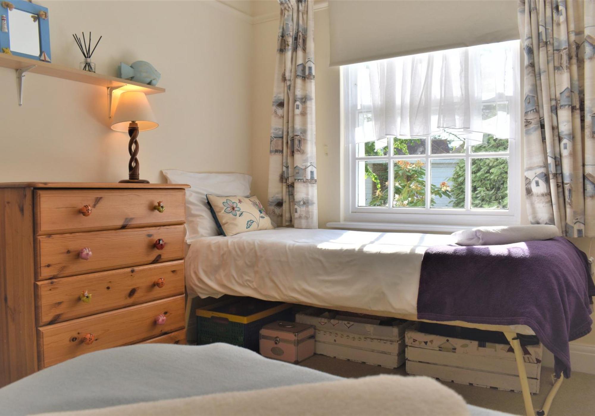 Georgian 2 Bedroom Apartment In Chichester With Free Parking - Chichester Holiday Properties Exterior photo