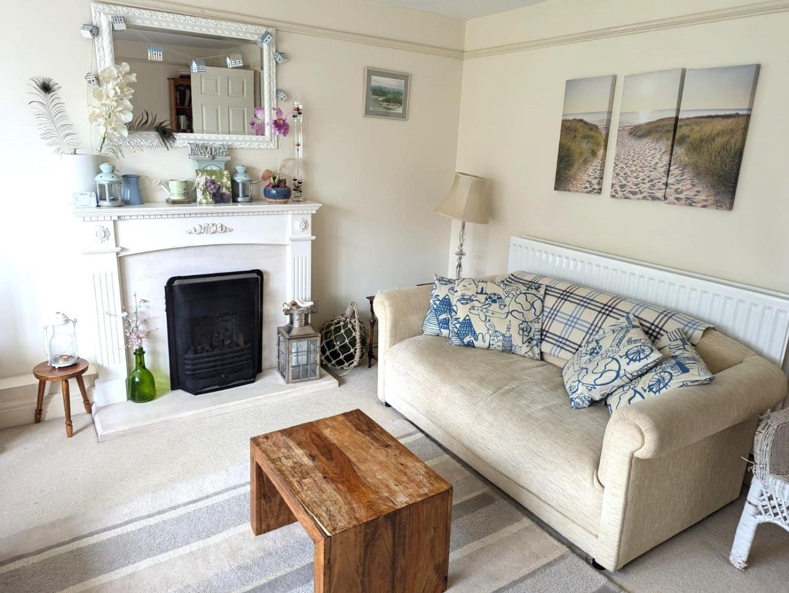 Georgian 2 Bedroom Apartment In Chichester With Free Parking - Chichester Holiday Properties Exterior photo