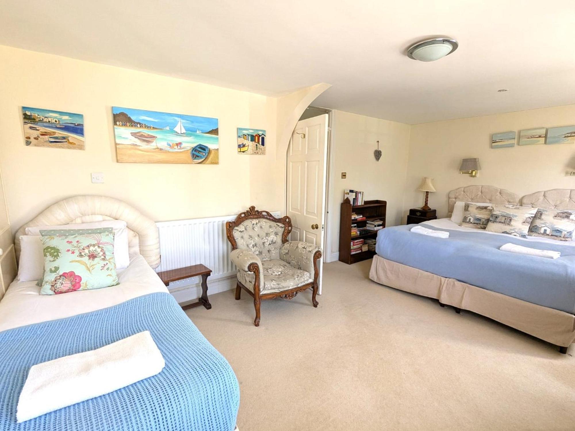 Georgian 2 Bedroom Apartment In Chichester With Free Parking - Chichester Holiday Properties Exterior photo