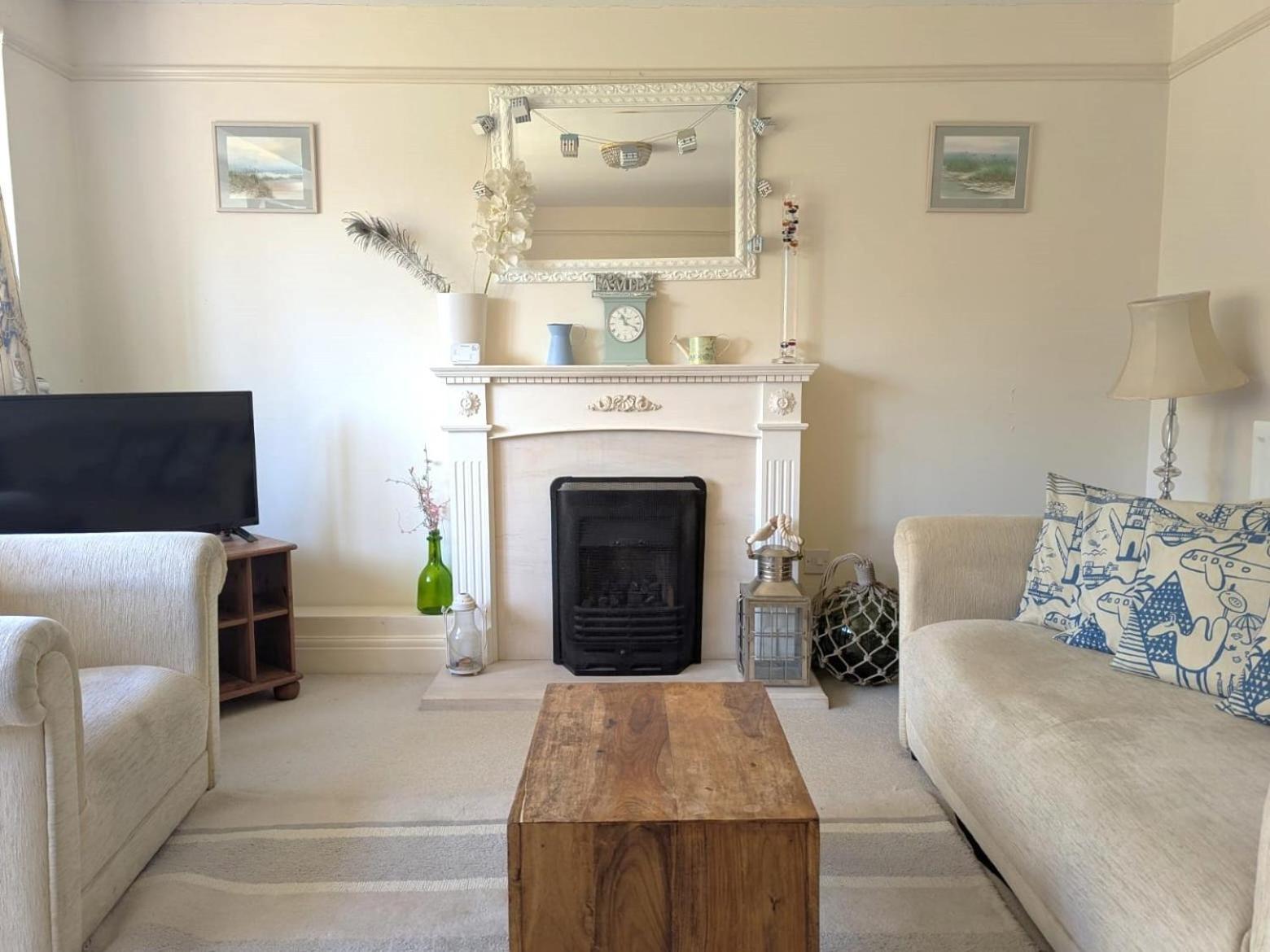 Georgian 2 Bedroom Apartment In Chichester With Free Parking - Chichester Holiday Properties Exterior photo